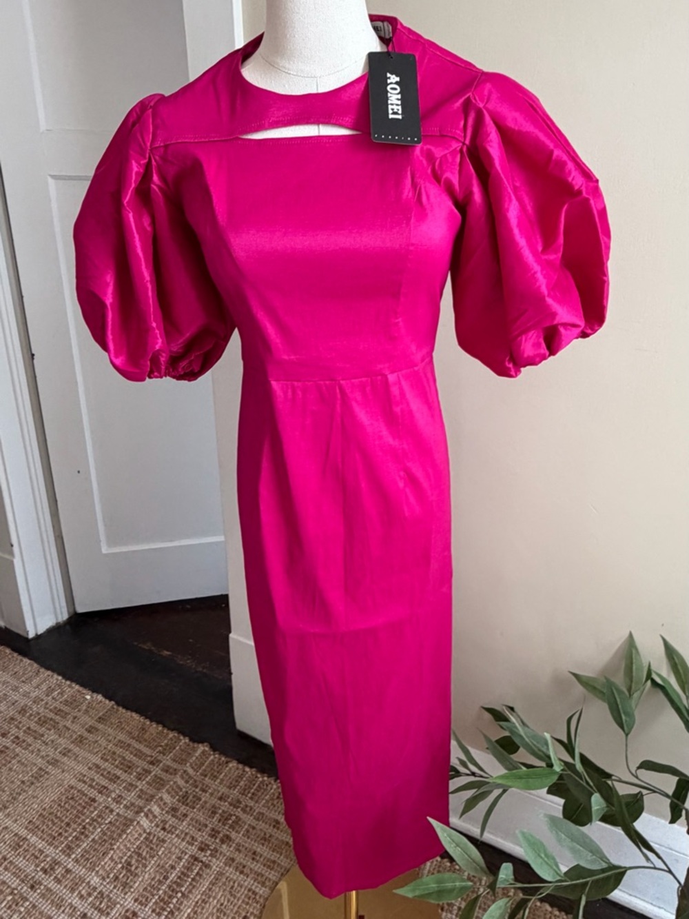 Fun and Fuchsia! Puff-Sleeve Formal Midi Dress